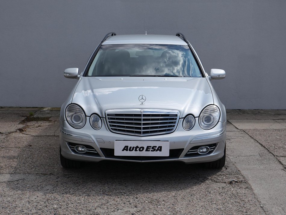 Mercedes-Benz Třída E 320CDi  E320