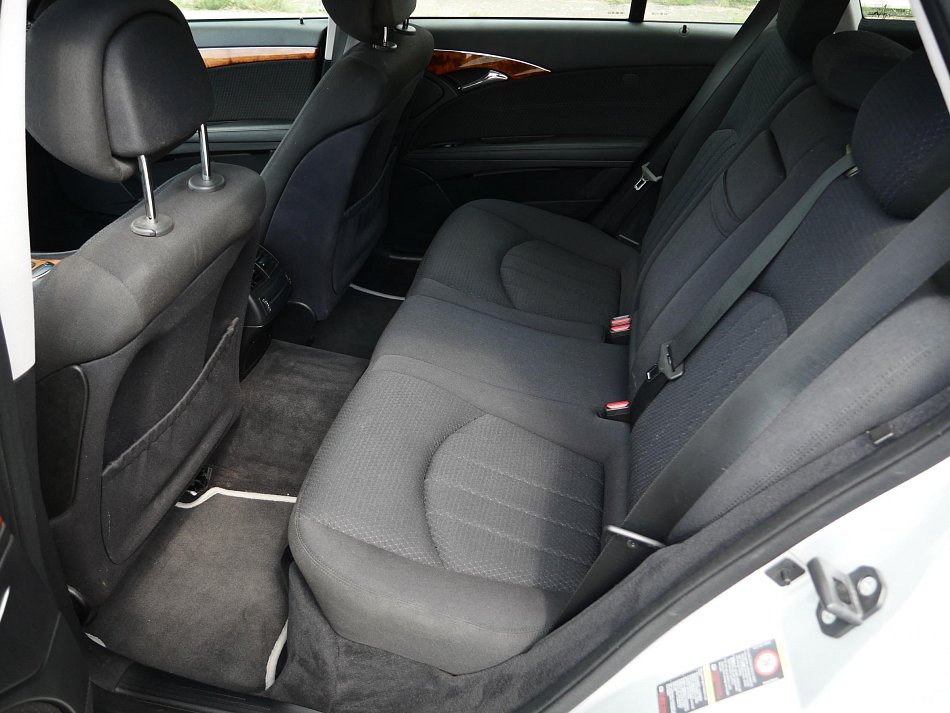 Mercedes-Benz Třída E 3.0 CDi  E320