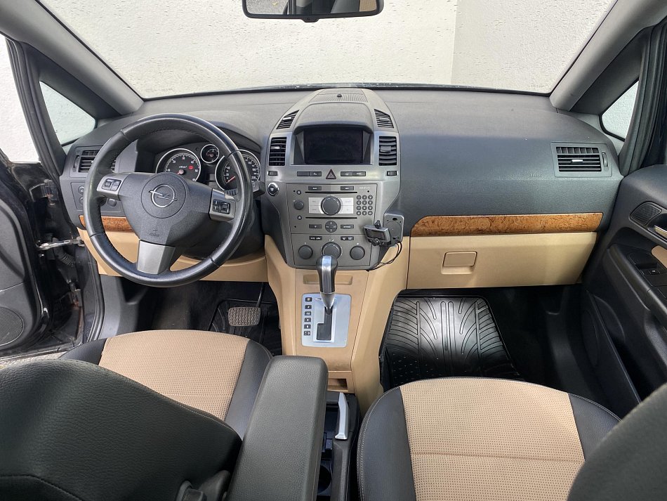 Opel Zafira 1.9CDTi 