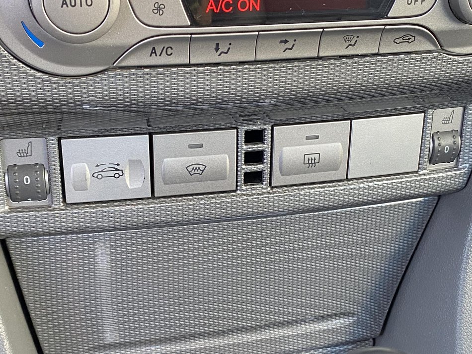 Ford Focus 2.0 16V 