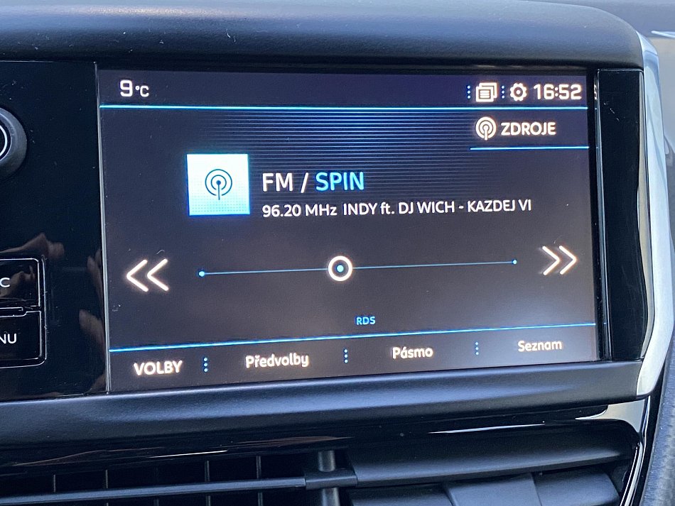 Peugeot 2008 1.2 PT Allure