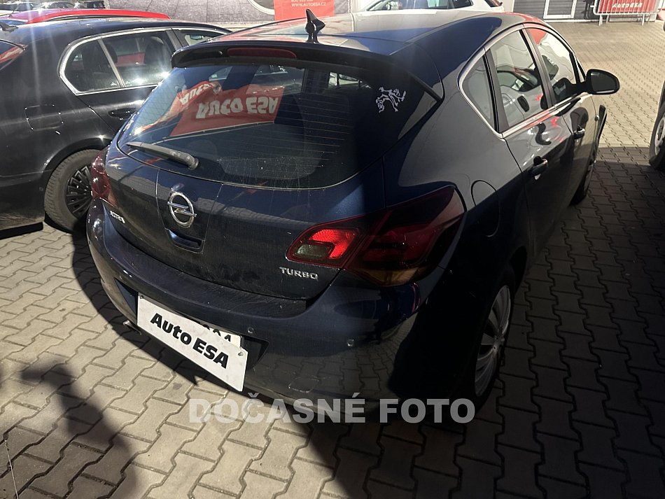 Opel Astra 1.4 T 