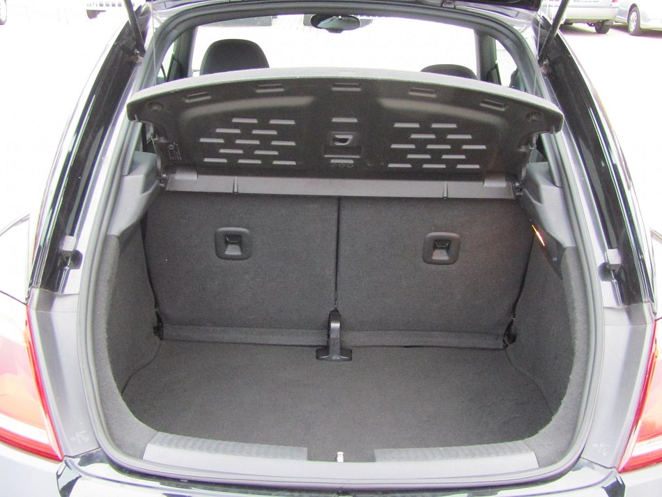 Volkswagen Beetle 2.0 TDi 