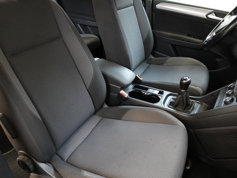 Volkswagen Touran 1.6TDi 