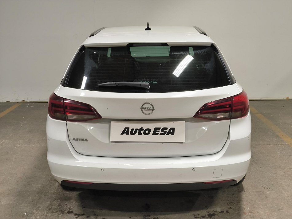 Opel Astra 1.5 