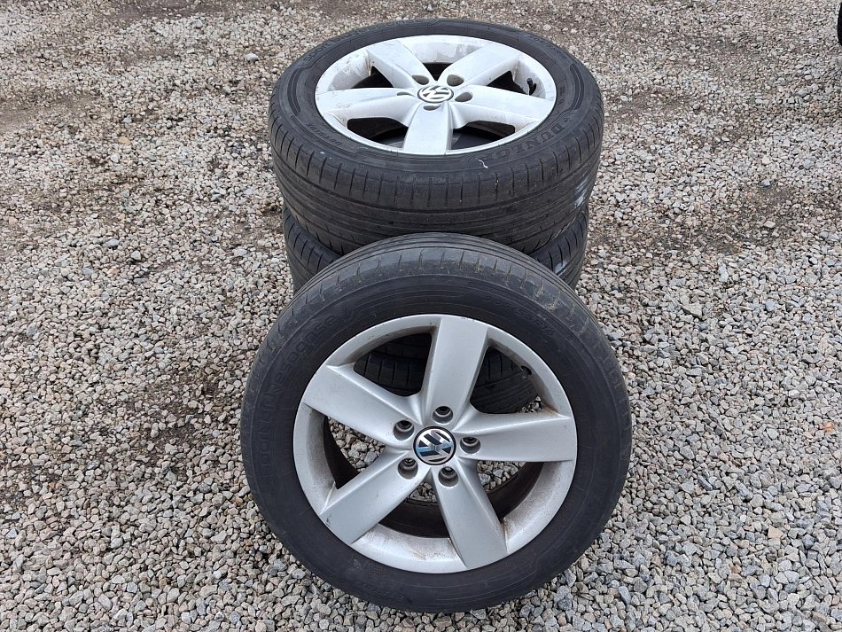 Volkswagen Golf 1.2TSI 