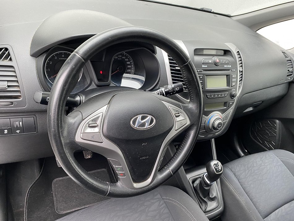 Hyundai Ix20 1.4i 