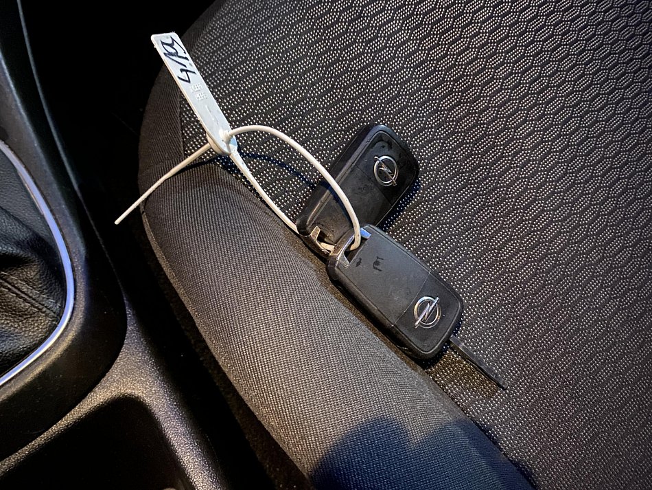 Opel Corsa 1.4i Active