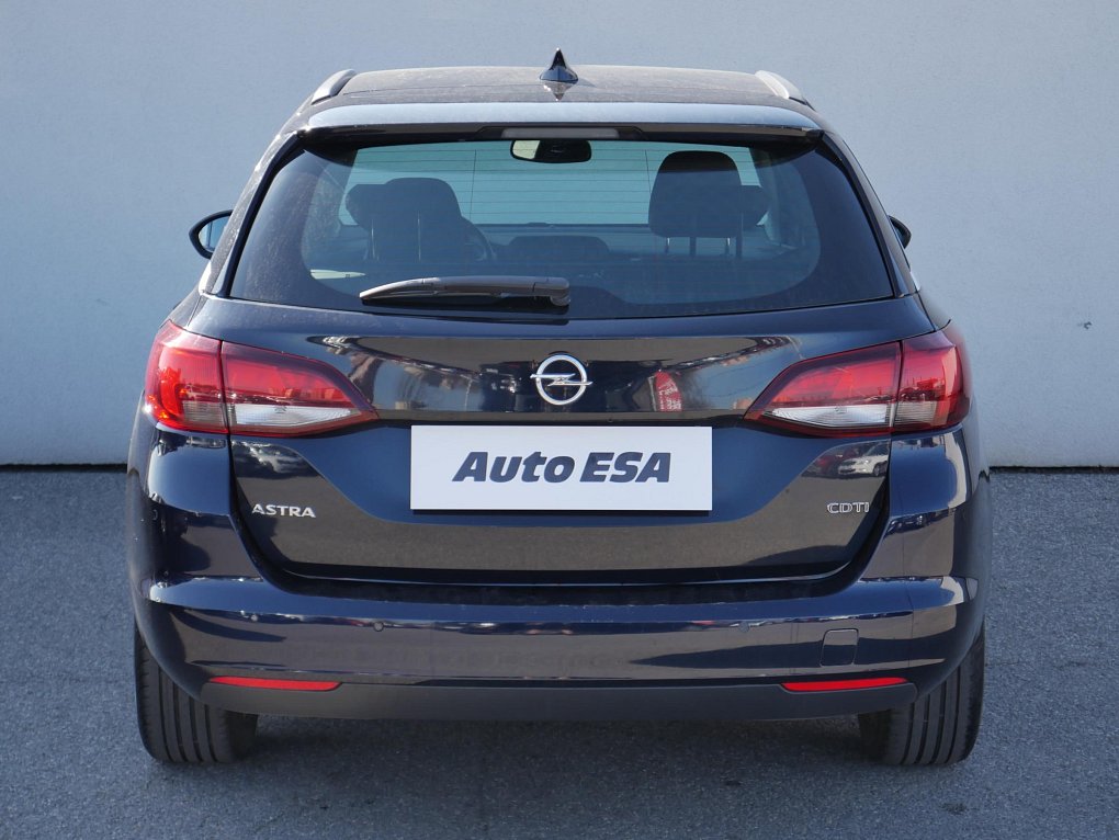 Opel Astra 1.6 CDTi 