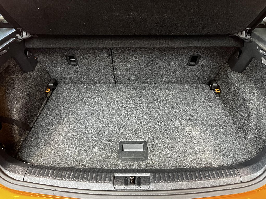 Volkswagen Polo 1.2 TSi CROSS