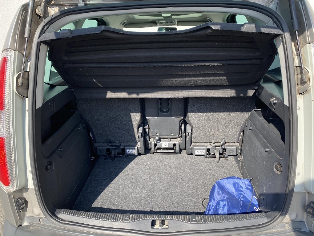 Škoda Roomster 1.2 TSi Scout