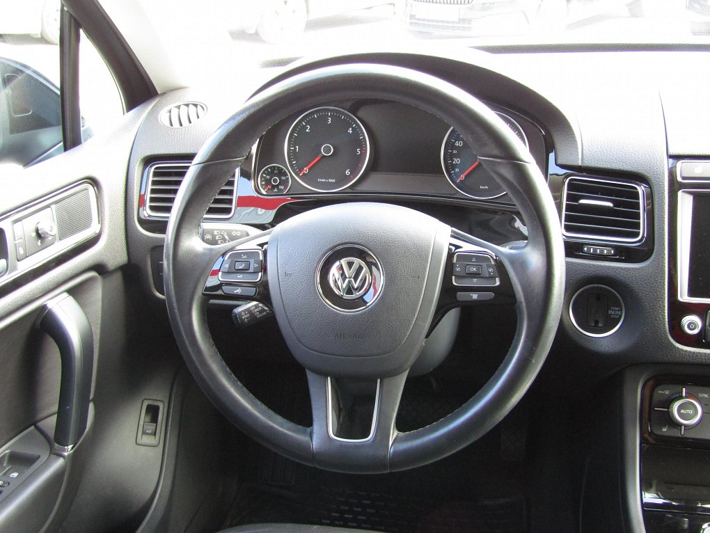 Volkswagen Touareg 3.0TDi  4x4