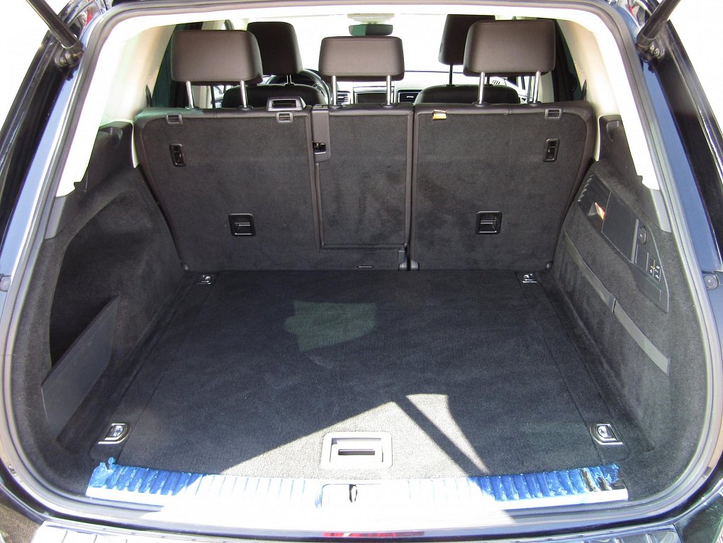 Volkswagen Touareg 3.0TDi  4x4