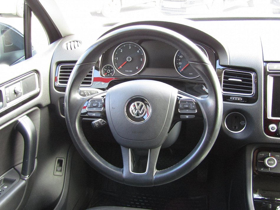 Volkswagen Touareg 3.0TDi  4x4