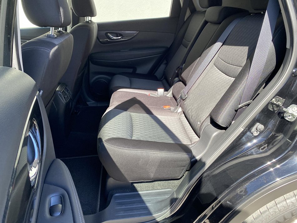 Nissan X-Trail 1.6 DiG-T N-Connecta