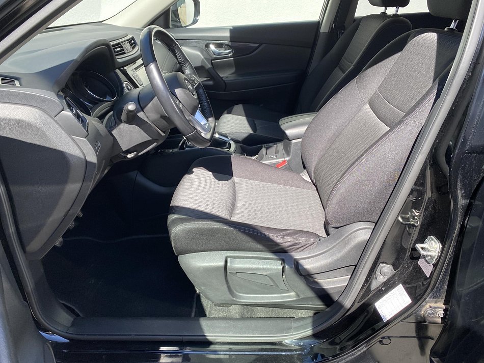 Nissan X-Trail 1.6 DiG-T N-Connecta