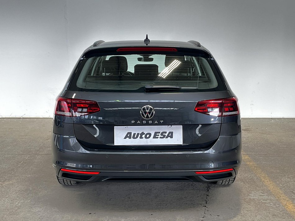 Volkswagen Passat 2.0 TDi 