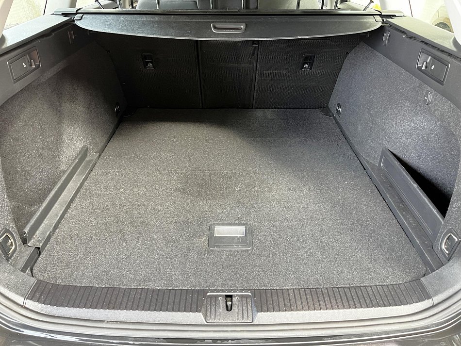 Volkswagen Passat 2.0 TDi 