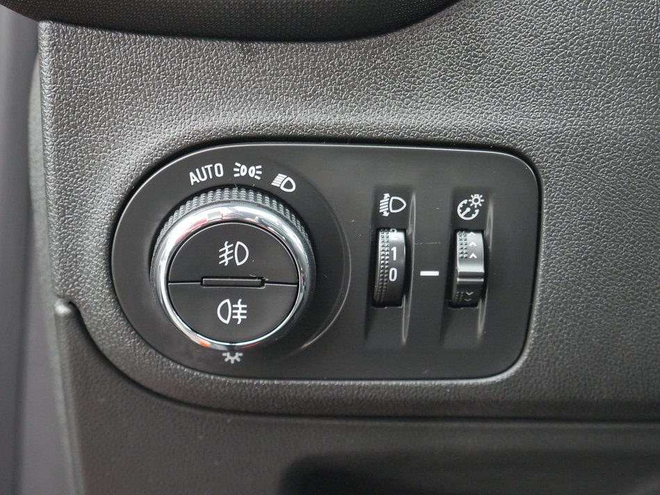 Opel Crossland X 1.2i 