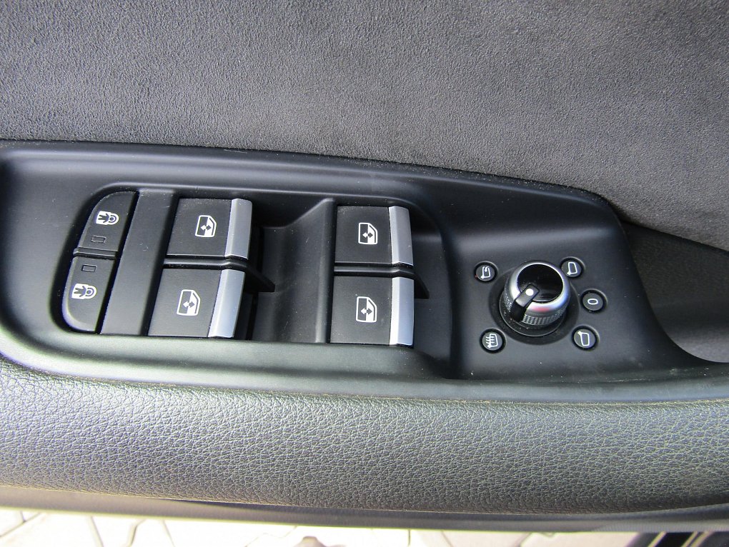 Audi Q7 3.0 TDi  Quattro, 7míst