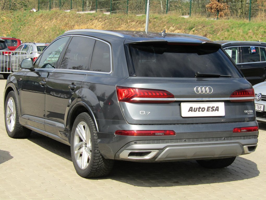 Audi Q7 3.0 TDi  Quattro, 7míst