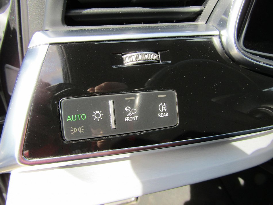 Audi Q7 3.0 TDi  Quattro, 7míst