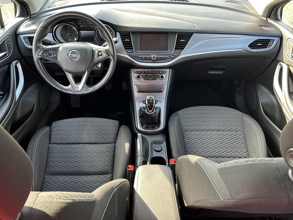 Opel Astra 1.6CDTI 
