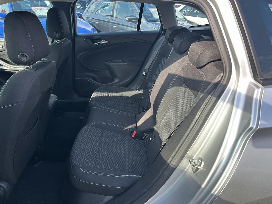 Opel Astra 1.6CDTI 