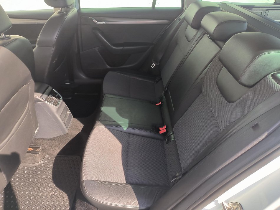 Škoda Octavia III 1.5 TSI Style