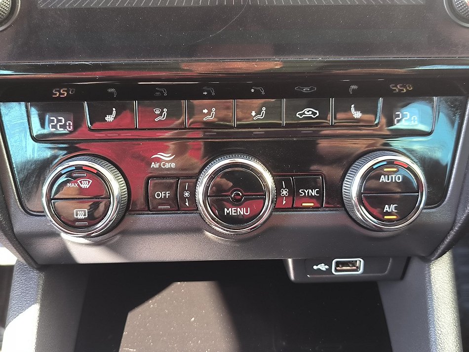 Škoda Octavia III 1.5 TSI Style