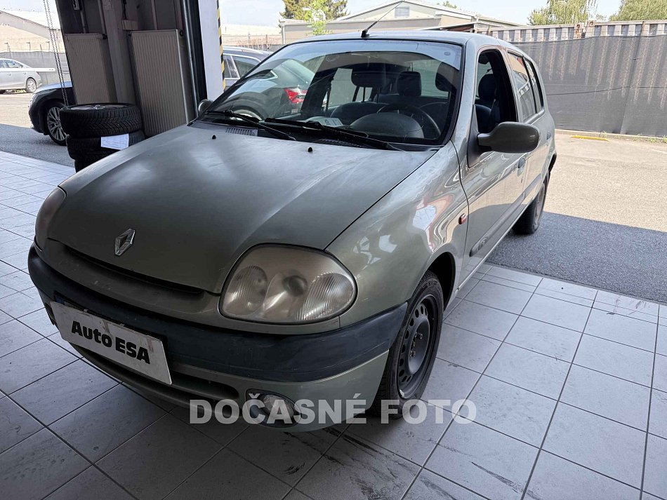 Renault Clio 1.2i 