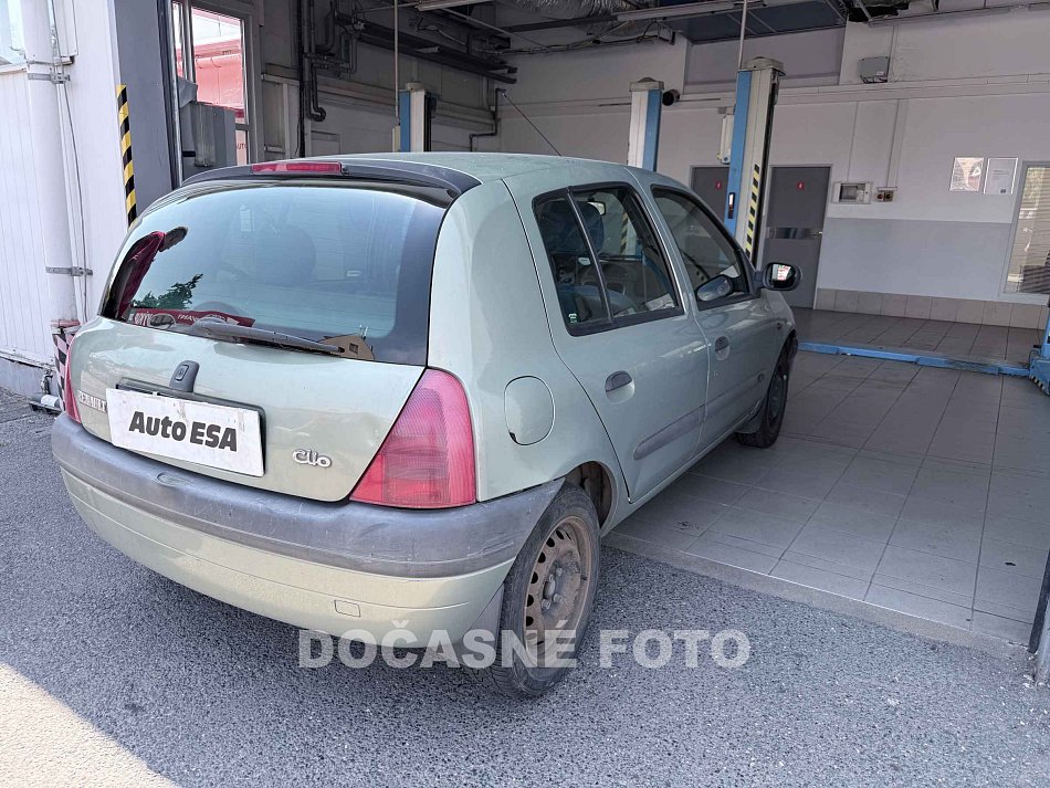 Renault Clio 1.2i 
