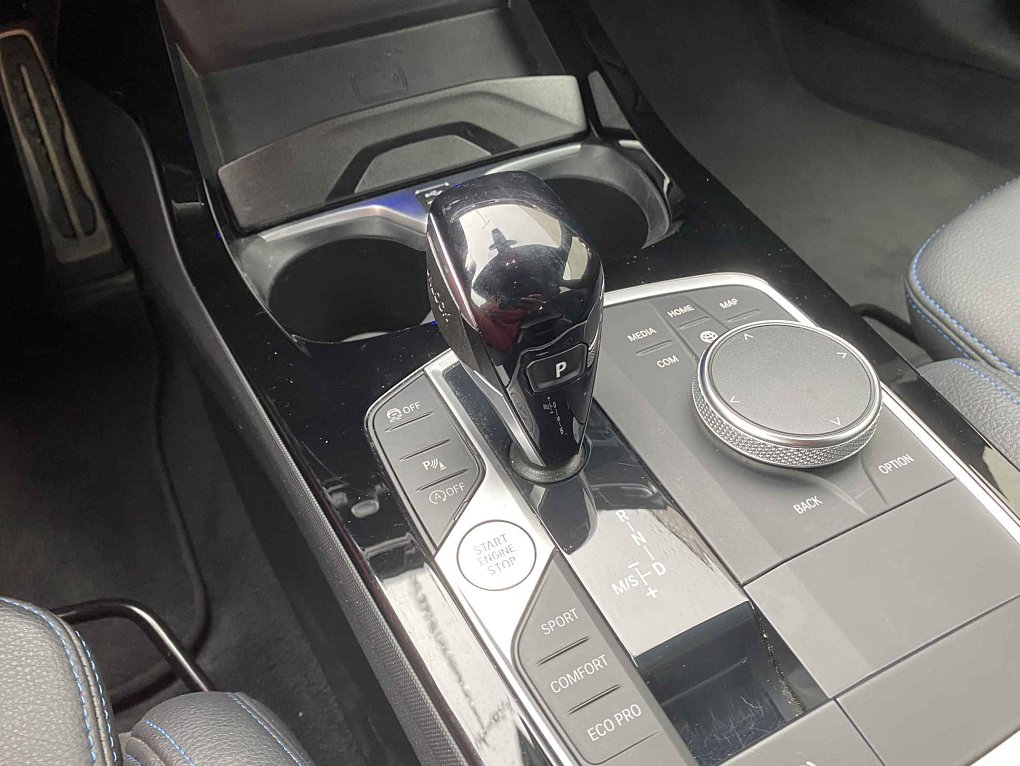 BMW Řada 2 2.0 T  220i