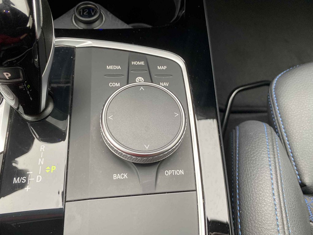 BMW Řada 2 2.0 T  220i