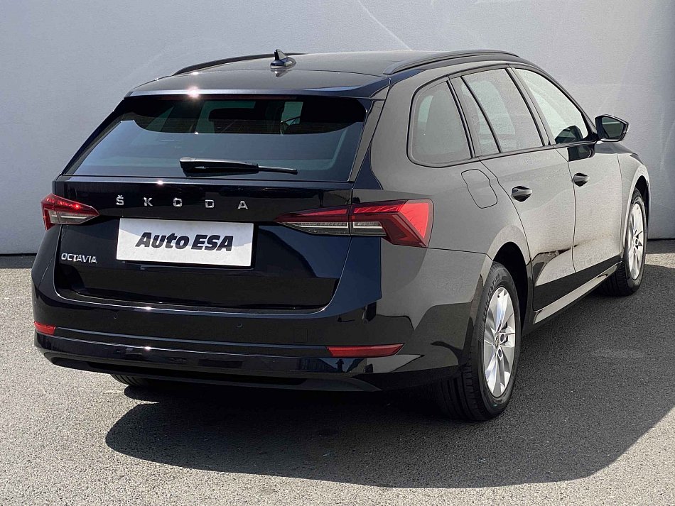 Škoda Octavia IV 2.0 TDi Ambition