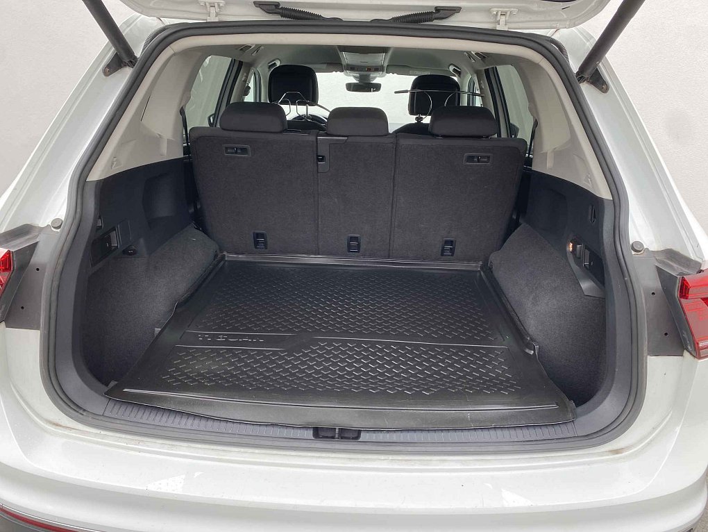 Volkswagen Tiguan Allspace  2.0 TDi Highline 4X4
