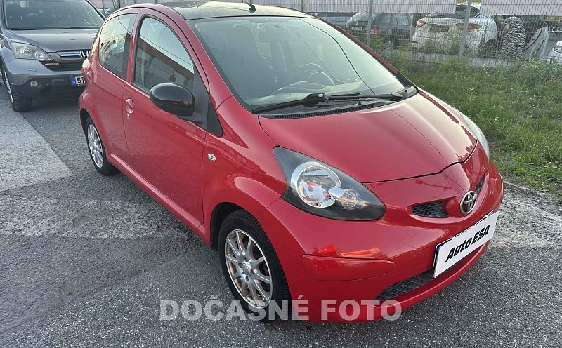 Toyota Aygo 1.0i 