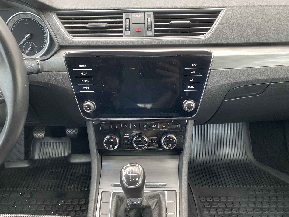 Škoda Superb III 2.0 TDi Style