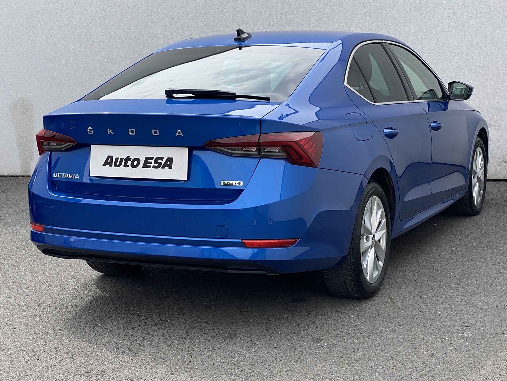 Škoda Octavia IV 1.5 e-TEC Style