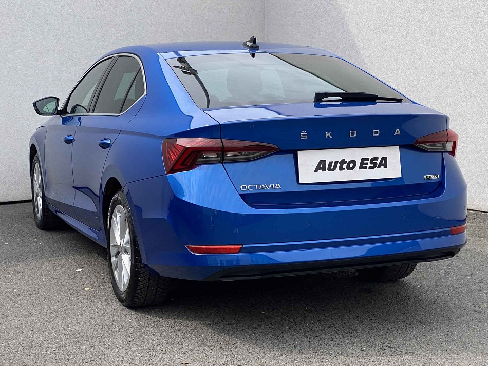 Škoda Octavia IV 1.5 e-TEC Style