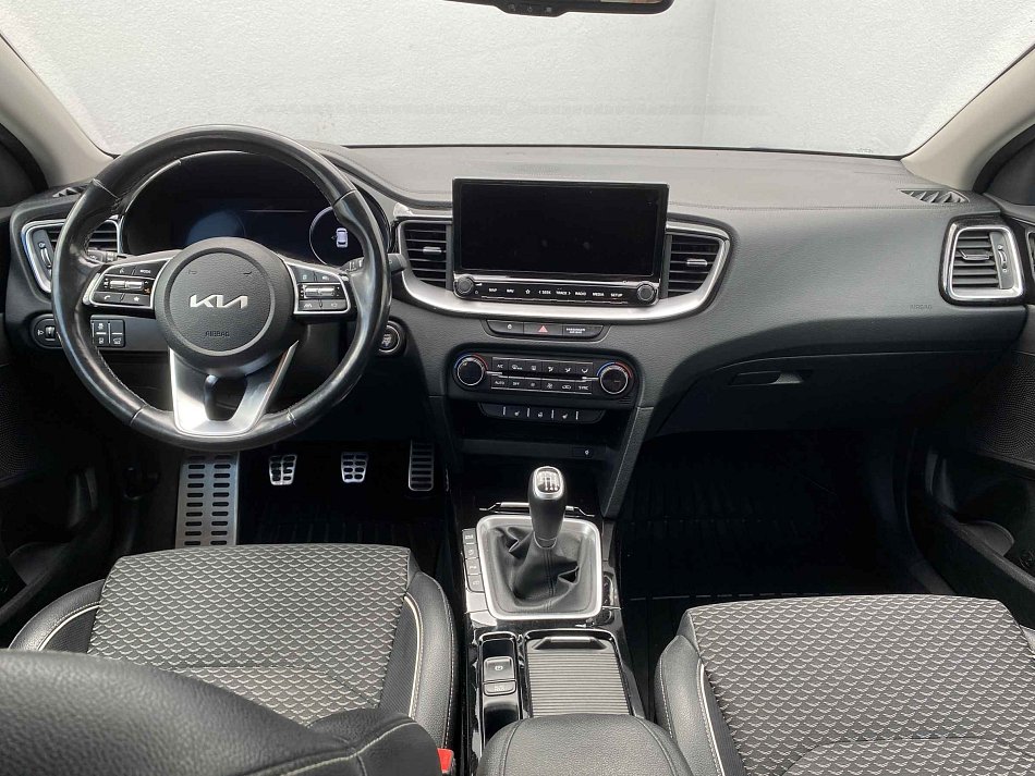 Kia Ceed 1.6 CRDi 