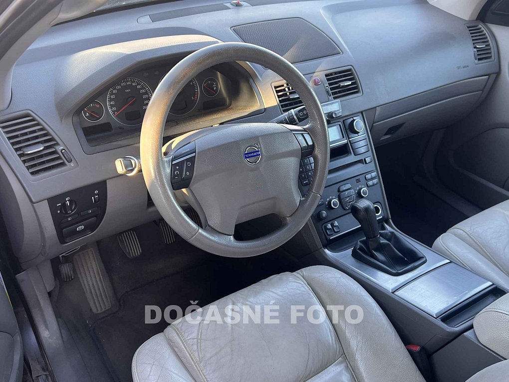 Volvo XC90 2.4 D5  4x4