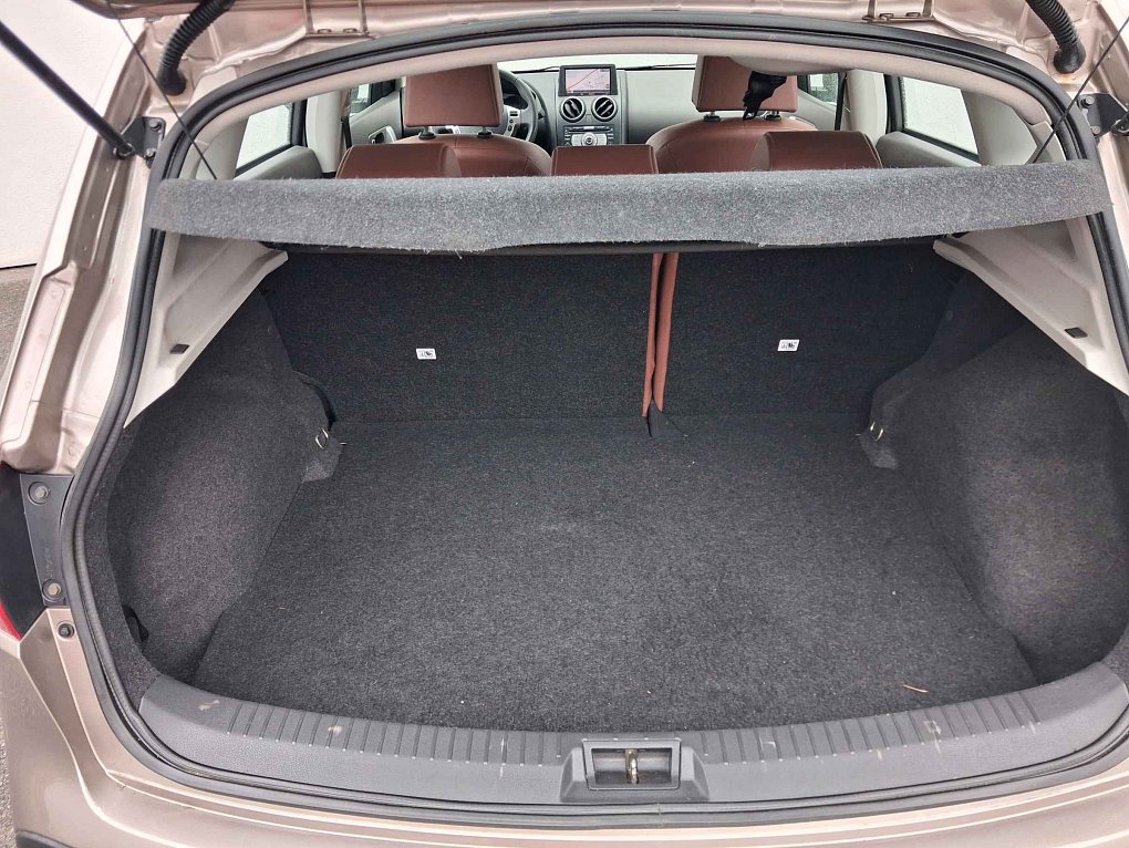 Nissan Qashqai 2.0i Tekna