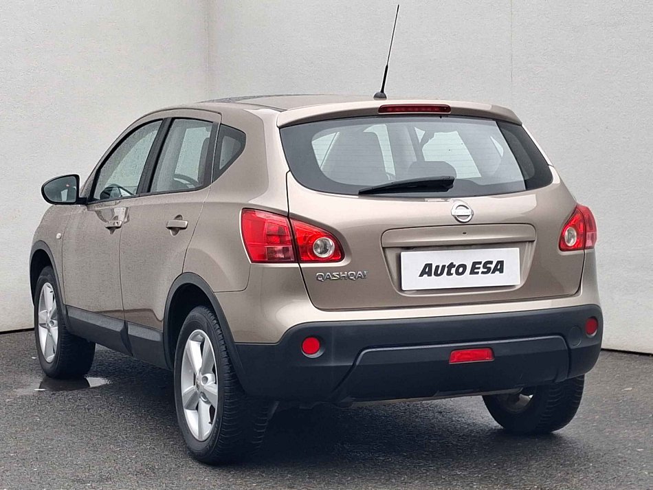 Nissan Qashqai 2.0i Tekna