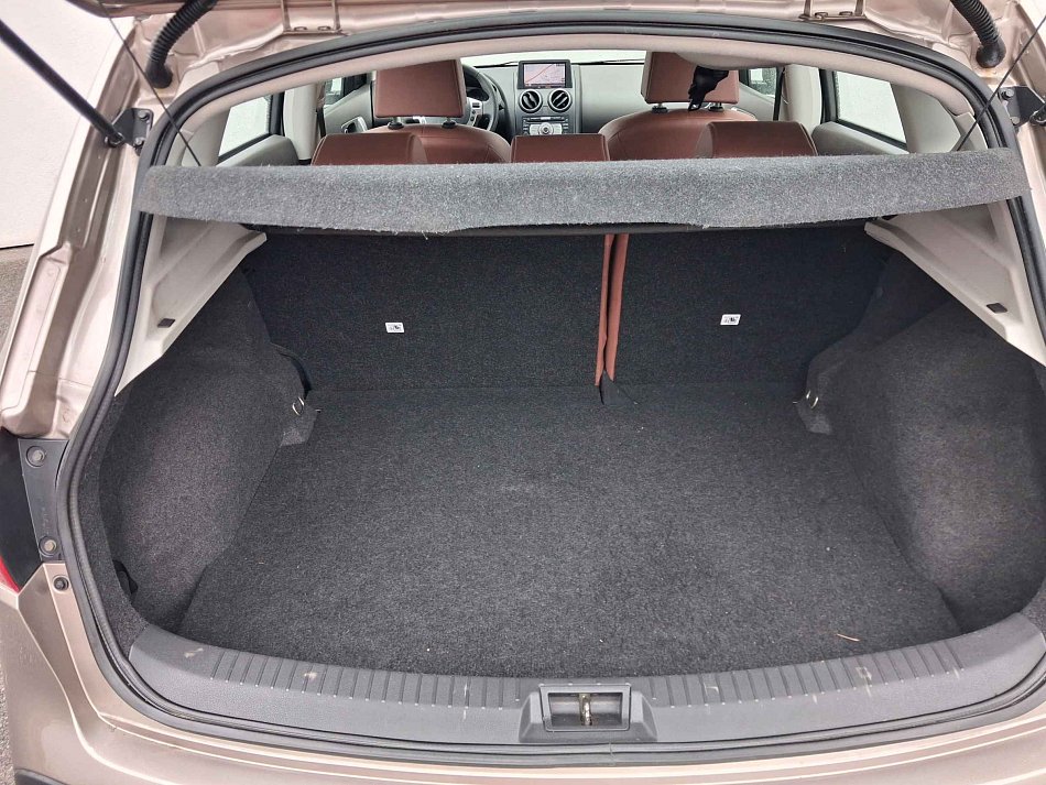 Nissan Qashqai 2.0i Tekna