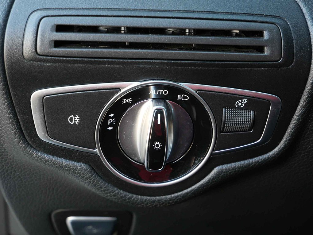 Mercedes-Benz GLC 2.2 D  220 D