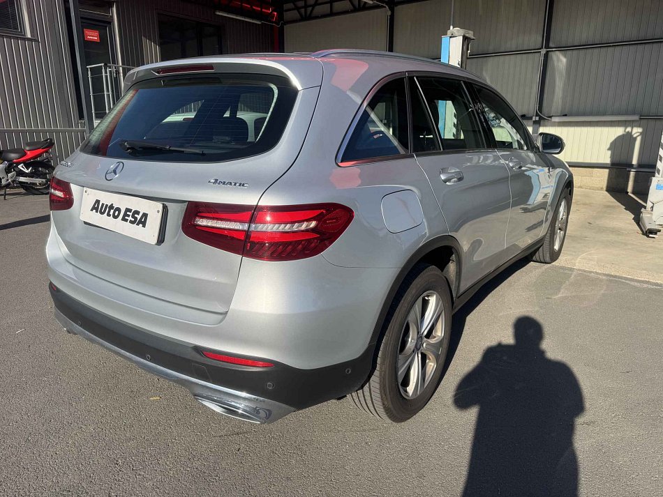 Mercedes-Benz GLC 2.2 D  220 D