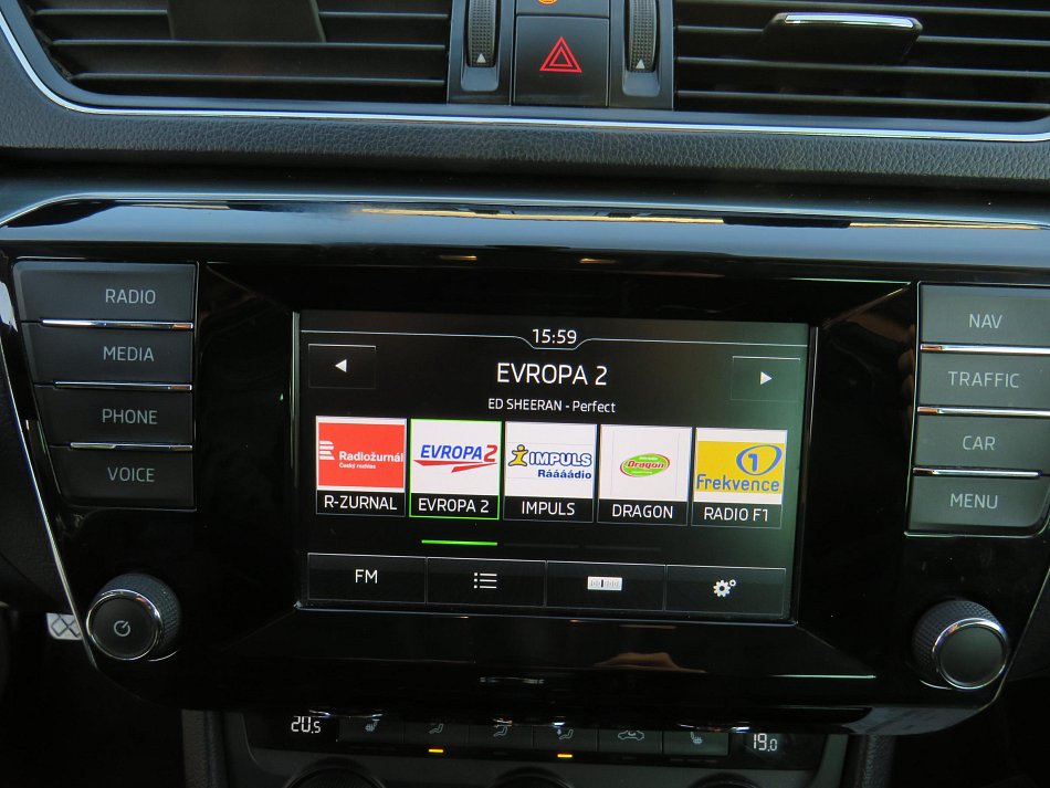 Škoda Superb III 2.0 TDi Style