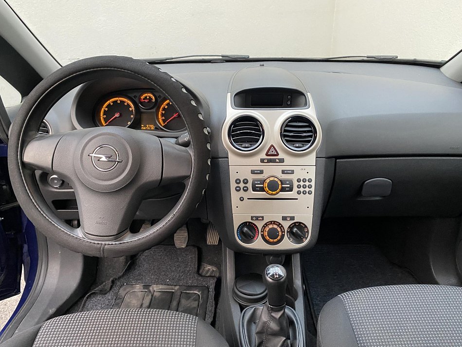 Opel Corsa 1.2 i 