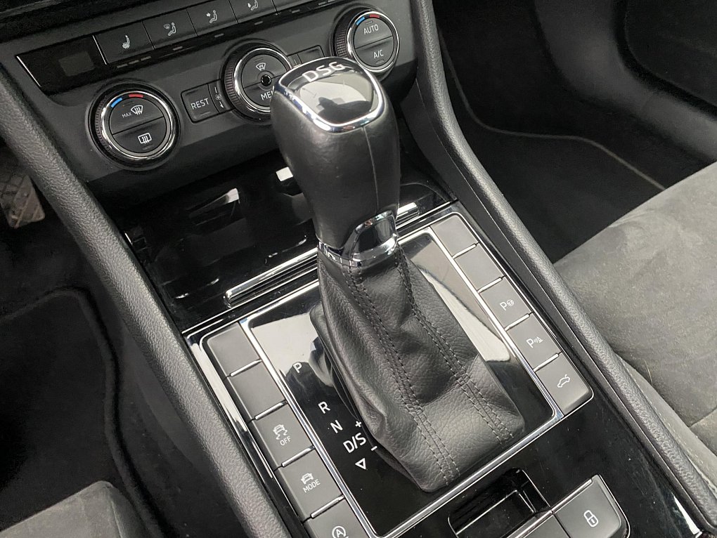 Škoda Superb III 2.0 TDi Style